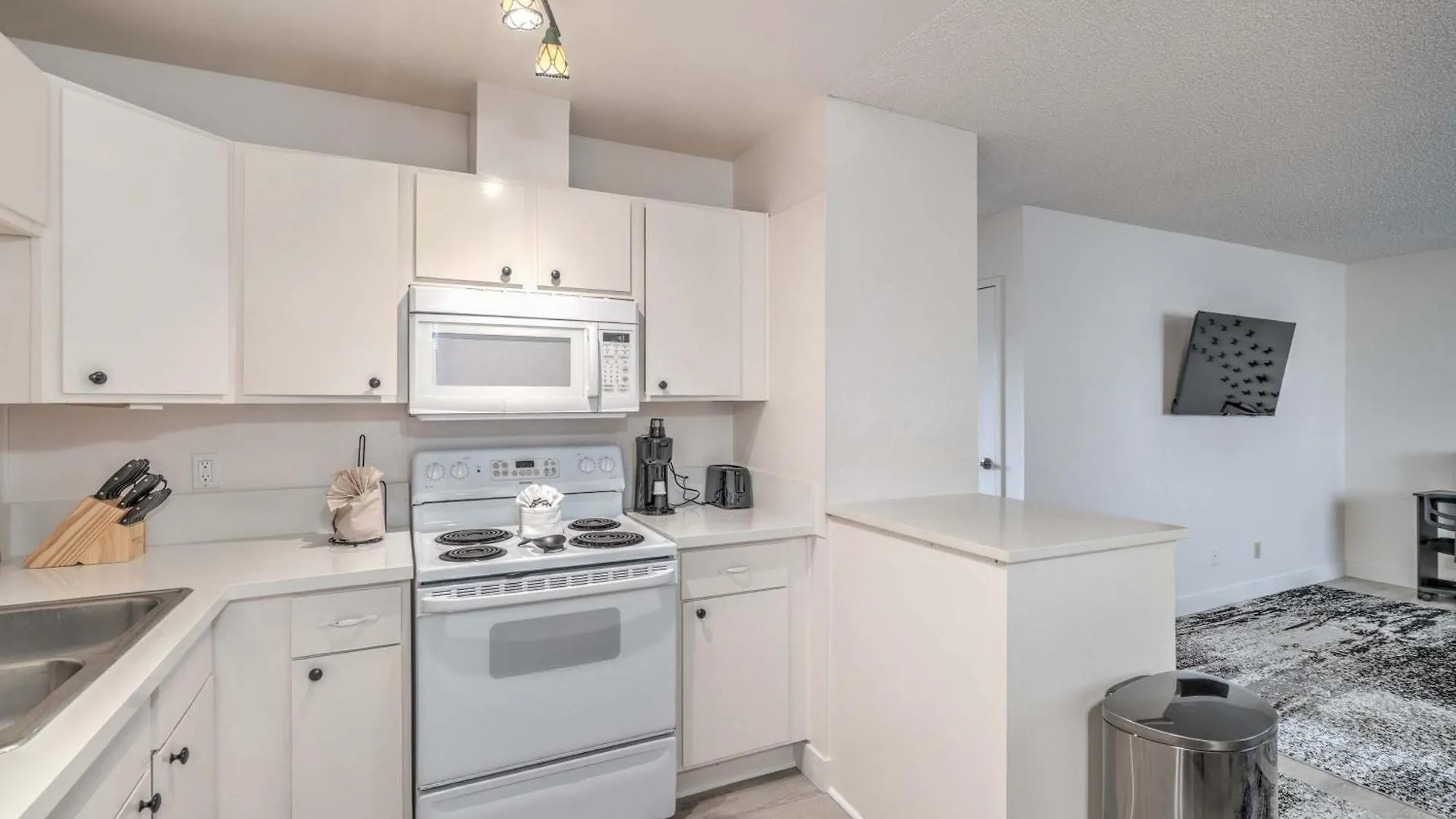 Stylish Stay Near Vegas Strip! Sleeps 6! Las Vegas 0*,