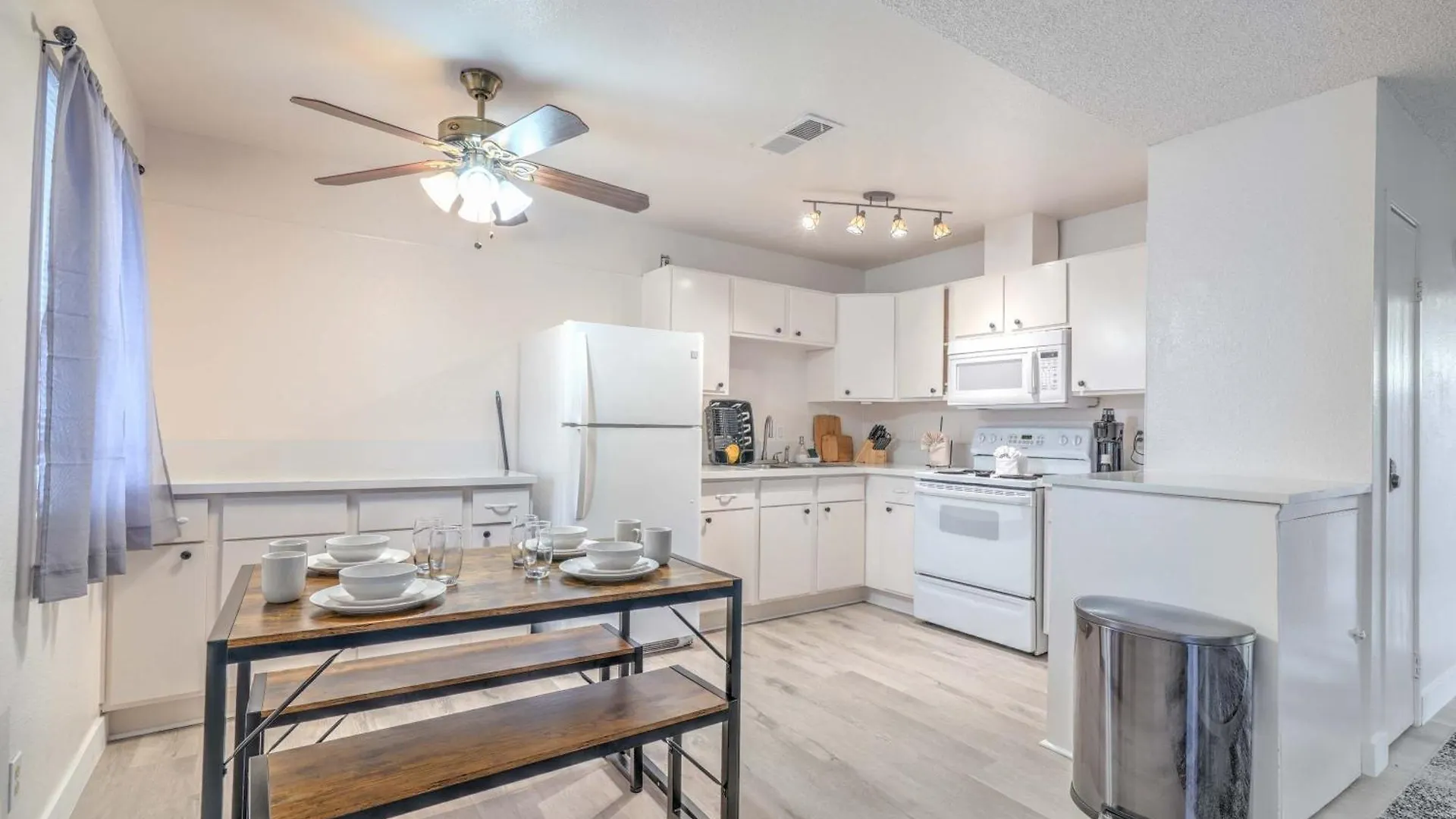 Vakantiehuis Stylish Stay Near Vegas Strip! Sleeps 6! Las Vegas